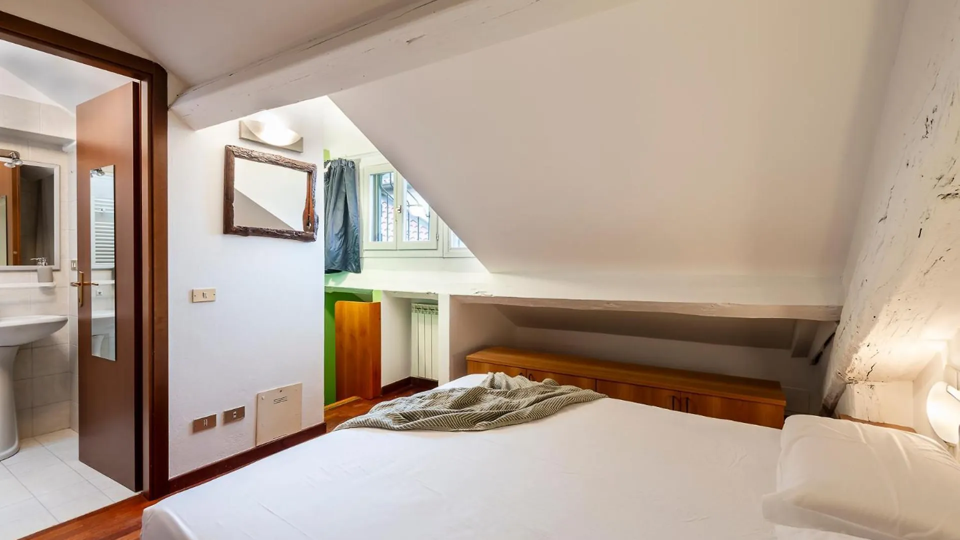 Stayeasy Moscova - 2 Level Apartment Brera Garibaldi Milan
